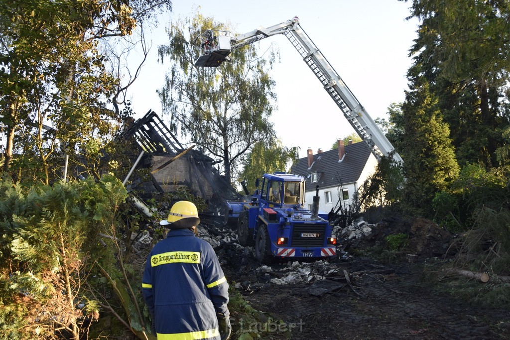 Grossfeuer Einfamilienhaus Siegburg Muehlengrabenstr P1060.JPG - Miklos Laubert